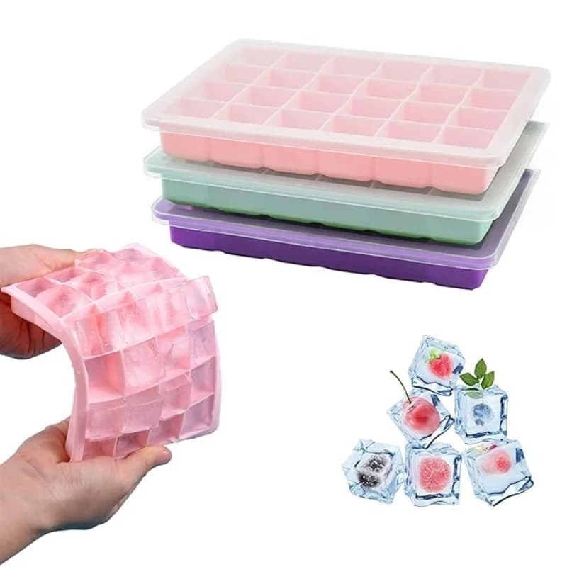 Forma de Gelo Quadrada com 24 Cavidades e Tampa